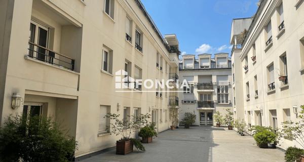 Location Appartement meublé 2 pièces 49.07 m² - Paris 75011