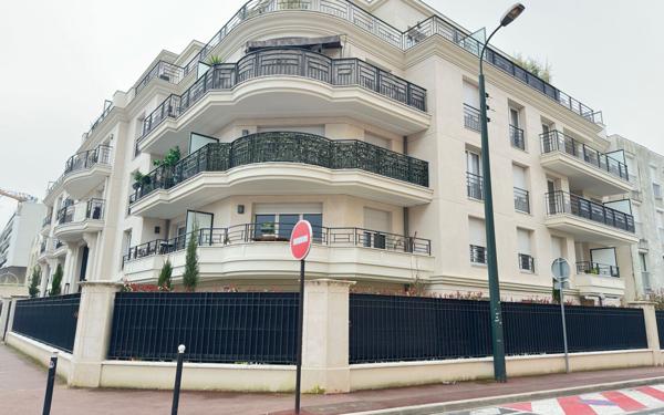 Appartement à vendre    3 pièces • 63,23 m2 Saint-Maur-des-Fossés