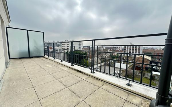 Appartement à vendre    3 pièces • 63,23 m2 Saint-Maur-des-Fossés