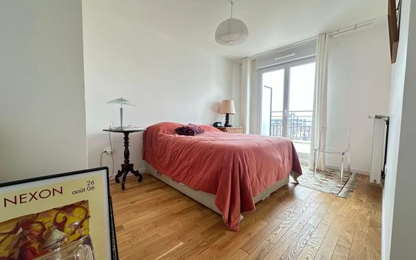 Appartement à vendre    3 pièces • 63,23 m2 Saint-Maur-des-Fossés