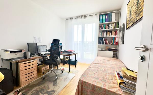 Appartement à vendre    3 pièces • 63,23 m2 Saint-Maur-des-Fossés