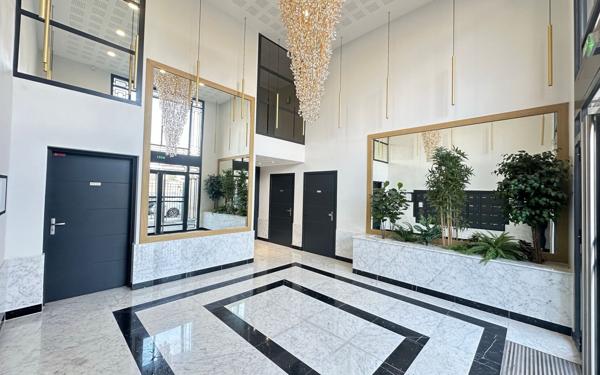 Appartement à vendre    3 pièces • 63,23 m2 Saint-Maur-des-Fossés