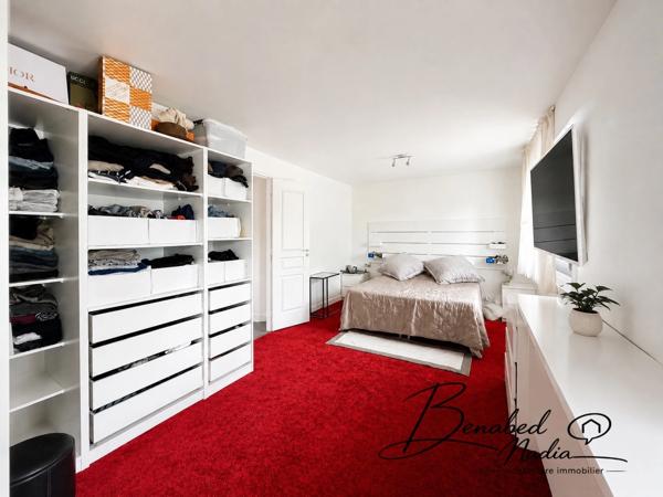 Maison à vendre 9 pièces FEYZIN (69)
