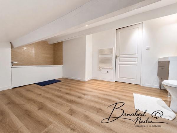 Maison à vendre 9 pièces FEYZIN (69)