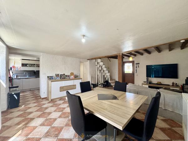 Rozay-en-Brie (77540) Maison 113m² - Terrain 428m²- Garage DPE : C
