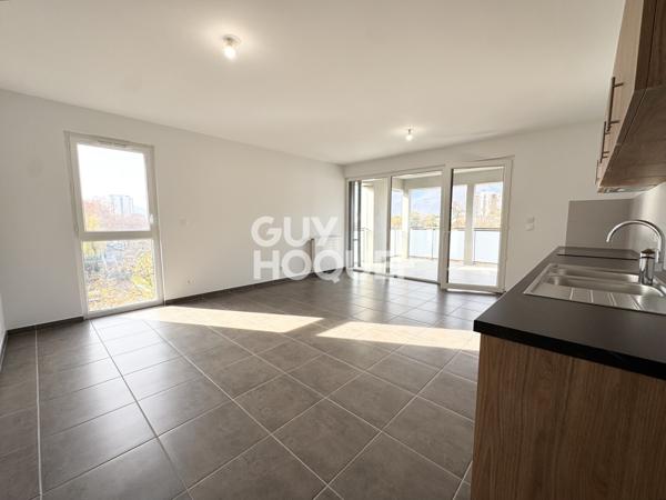 Appartement à louer de 2 pièces de 55.26 m² RÉF 402