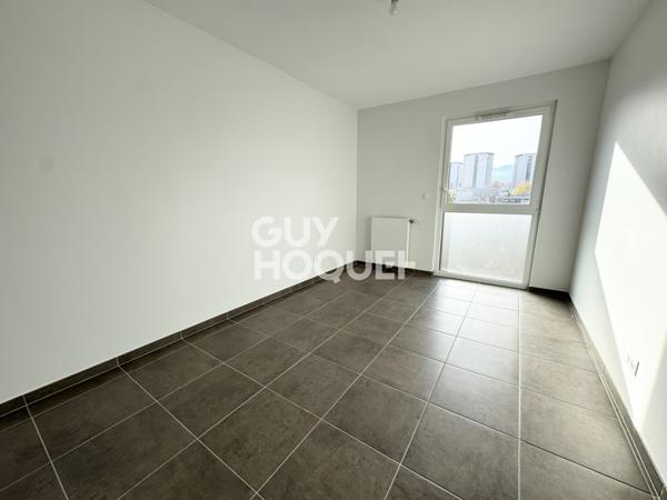 Appartement à louer de 2 pièces de 55.26 m² RÉF 402