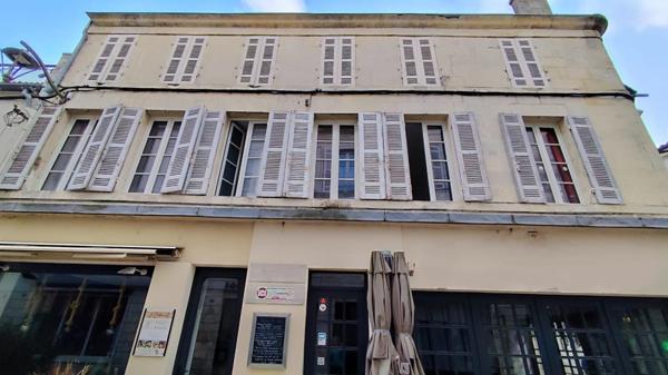 Immeuble rentable en centre ville / 200 m²