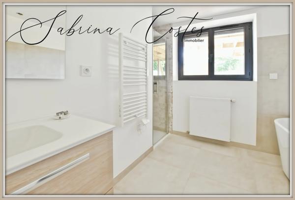 🏡 À VENDRE – MAISON ATYPIQUE RÉNOVÉE AVEC TERRASSE & CAVE VOÛTÉE – FRENEUSE (78) 200 m² habitables – 4/5 chambres – Vue dégagée – Garage – Jardin clos