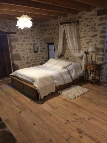 Maison atypique 156 M2 – 6 Pièces DUN LE PALESTEL 23800