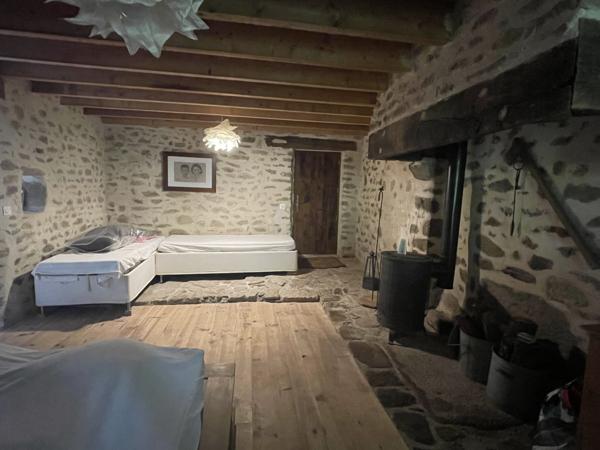 Maison atypique 156 M2 – 6 Pièces DUN LE PALESTEL 23800