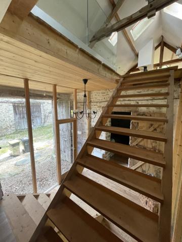Maison atypique 156 M2 – 6 Pièces DUN LE PALESTEL 23800
