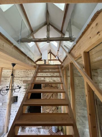 Maison atypique 156 M2 – 6 Pièces DUN LE PALESTEL 23800