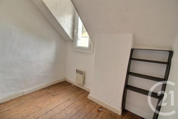 Maison à vendre  10 pièces - 178 m 2   ST CALAIS  - 72