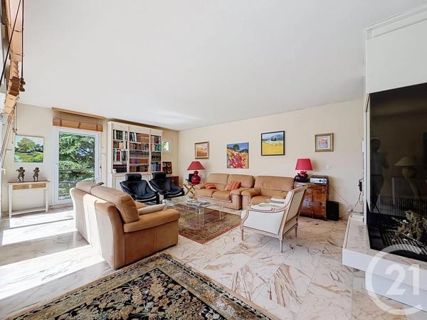Maison à vendre  10 pièces - 330 m 2   CHARTRES  - 28