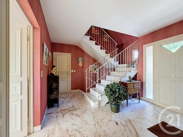 Maison à vendre  10 pièces - 330 m 2   CHARTRES  - 28