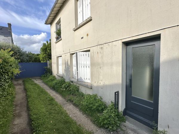 Immeuble de rapport loué – 4 appartements T2 – Saintes rive gauche