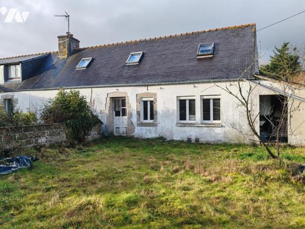 2360 - PLOUIGNEAU - MAISON EN PIERRES 