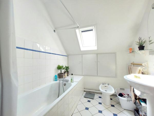 Maison familiale de 109 m² avec jardin au pied du Val de la Chézine