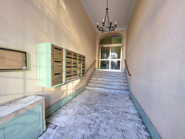 Appartement 2 pièces - 72 m²