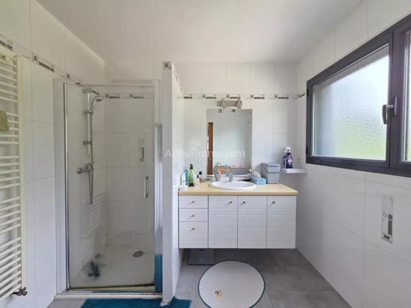 Vente                                                      Maison
                        
                     7 pièces                      170 m2                     à Brech