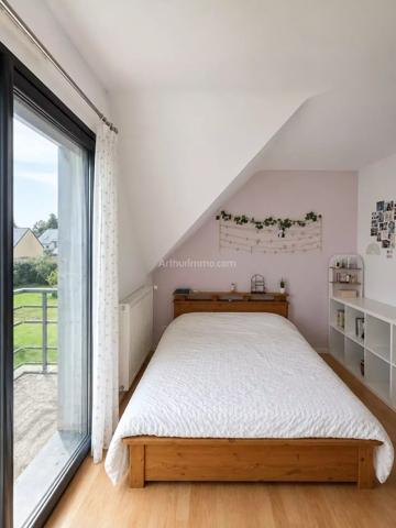 Vente                                                      Maison
                        
                     7 pièces                      170 m2                     à Brech