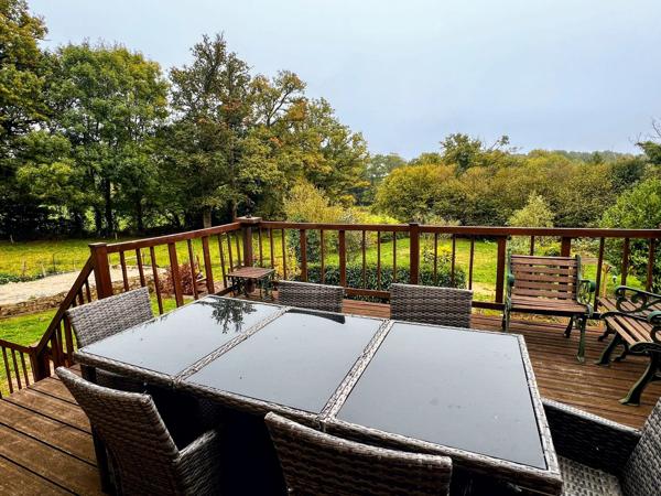 Charmante propriété en pierre de caractère, avec jardin et dépendances