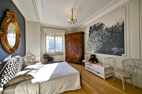 Propriete à vendre 13 pièces proche de SAINT SYMPHORIEN SUR COISE (69) de 525m² sur un parc classé de 5800 m²