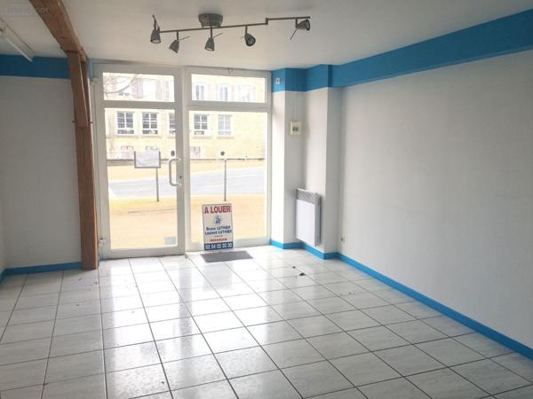 Local commercial à louer à Buzançais dans l'Indre (36500), ref : Location BUZANCAIS