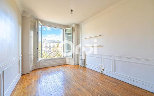 Appartement à vendre    2 pièces • 42 m2 Paris 11