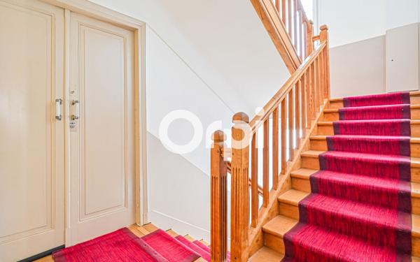 Appartement à vendre    2 pièces • 42 m2 Paris 11