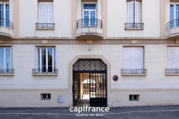 TASSIN LA DEMI-LUNE - APPARTEMENT T2 DE 45 M² avec cave