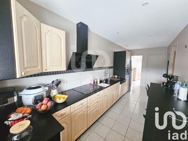 Maison à vendre 6 pièces 130 m² Saint-Jouan-de-l'Isle