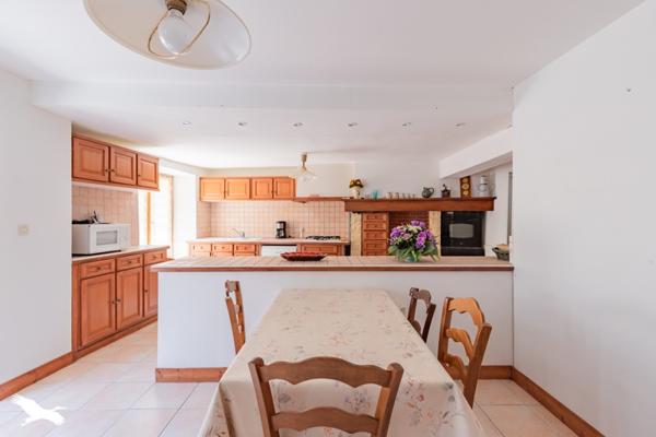 Maison à vendre |  Vicdessos |  5 pièces | 152 m²