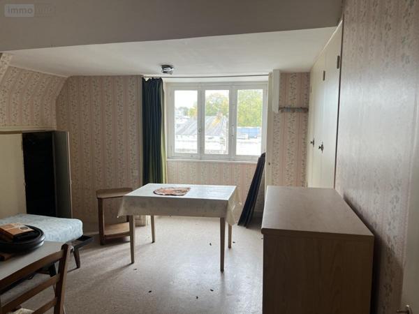 Immeuble à vendre à Guingamp dans les Côtes-d'Armor (22200), ref : 22064-1304