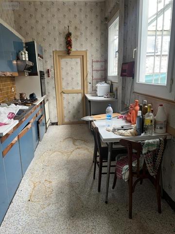 Immeuble à vendre à Guingamp dans les Côtes-d'Armor (22200), ref : 22064-1304