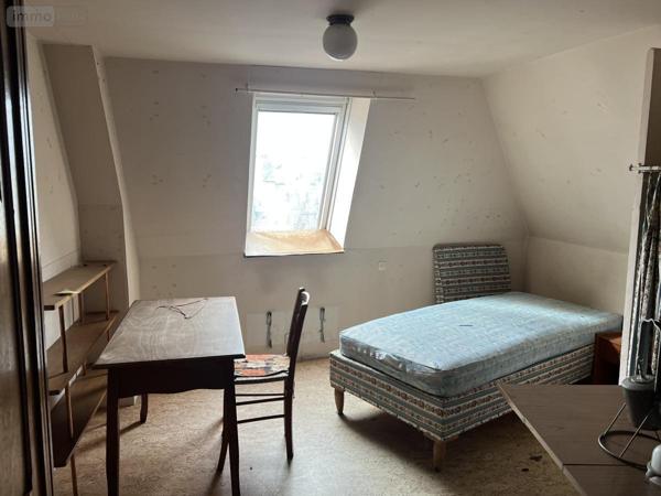 Immeuble à vendre à Guingamp dans les Côtes-d'Armor (22200), ref : 22064-1304