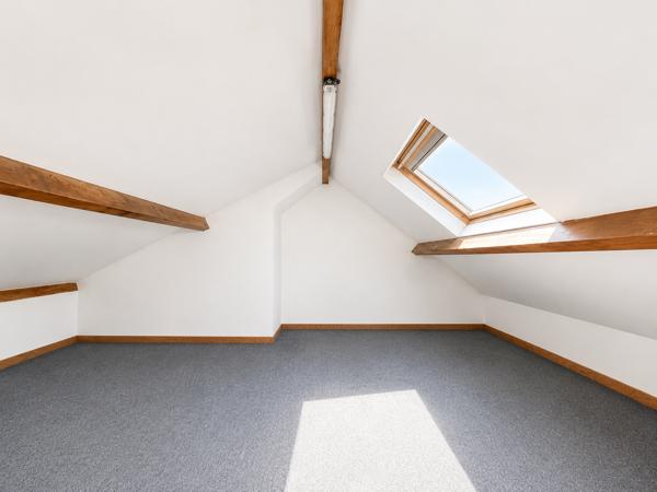 Maison
         6 pièces
        - 180 m² Bien prestige 459 000 € *