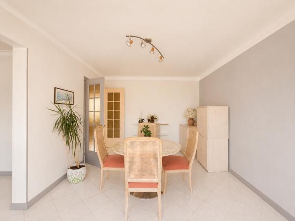 Maison
         6 pièces
        - 180 m² Bien prestige 459 000 € *