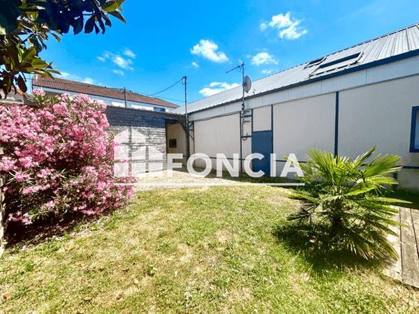 À vendre Maison 7 pièces 230 m² - Poitiers 86000