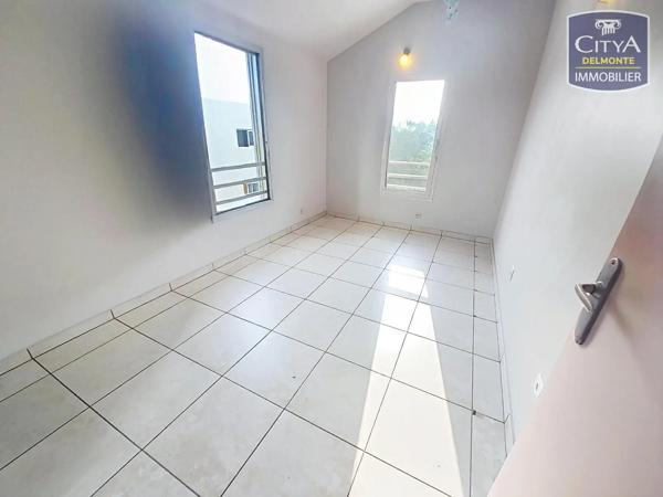 Appartement à vendre 4 pièces 76m² Saint-Pierre (97410)