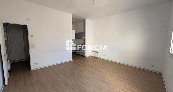 Location Studio 31 m² - Melun 77000