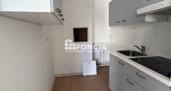 Location Studio 31 m² - Melun 77000