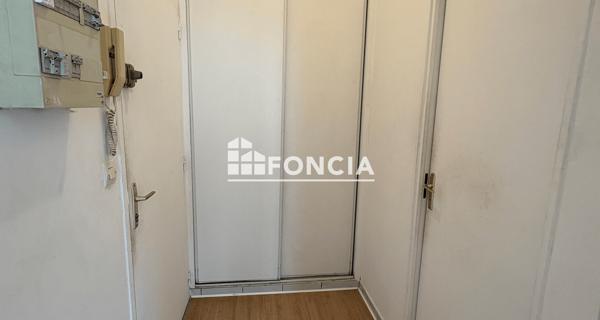 Location Studio 31 m² - Melun 77000