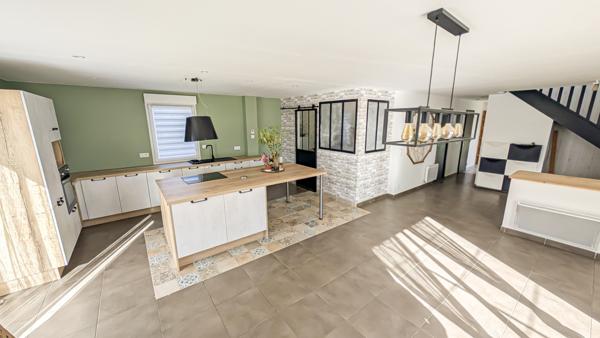 Noyen-sur-Sarthe (72430) PAVILLON 2012 - RÉNOVÉ AVEC 3/4 CHAMBRES