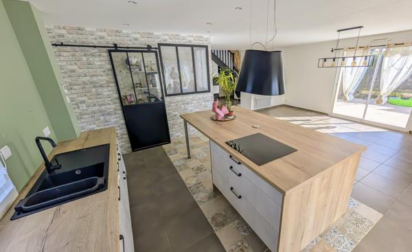 Noyen-sur-Sarthe (72430) PAVILLON 2012 - RÉNOVÉ AVEC 3/4 CHAMBRES