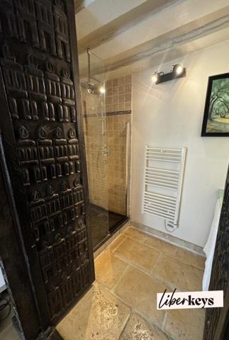Appartement traversant avec vue sur cour classée - Paris 3e (75003)