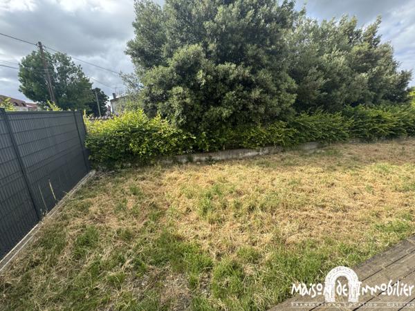 Location Maison de village rénovée - 2 chambres - 82m² - Cour et jardinet - JUILLAC LE COQ