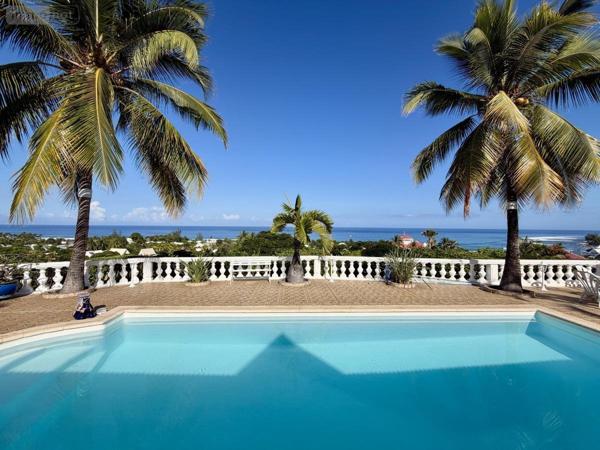 Maison à vendre à Saint-Paul à la Réunion (97434), ref : 97409-297