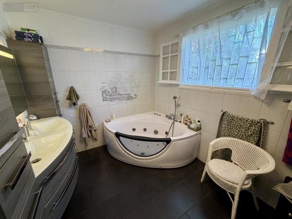 Maison à vendre à Saint-Paul à la Réunion (97434), ref : 97409-297